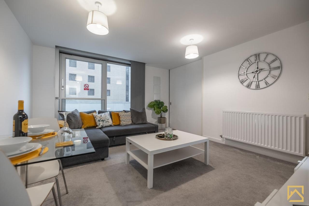 Modern 1 Bed In Central Mk, Free Parking, Smart Tv, Manhattan House By Valore Property Services Milton Keynes Zewnętrze zdjęcie