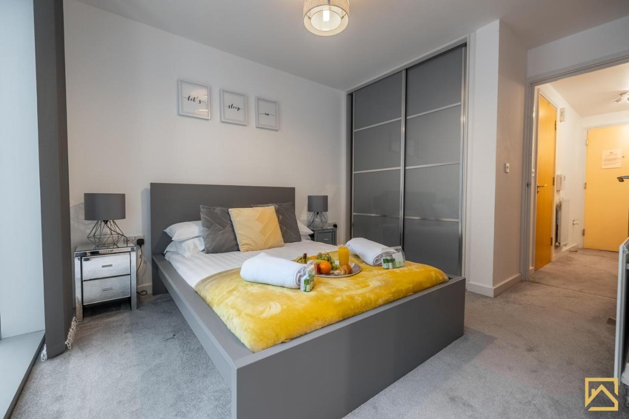 Modern 1 Bed In Central Mk, Free Parking, Smart Tv, Manhattan House By Valore Property Services Milton Keynes Zewnętrze zdjęcie